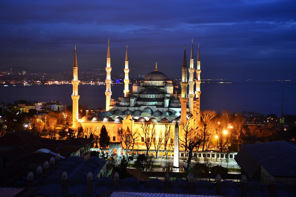 Cheap flights to Istanbul 